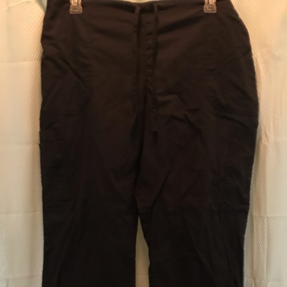 scrubs - Picture 2 of 3